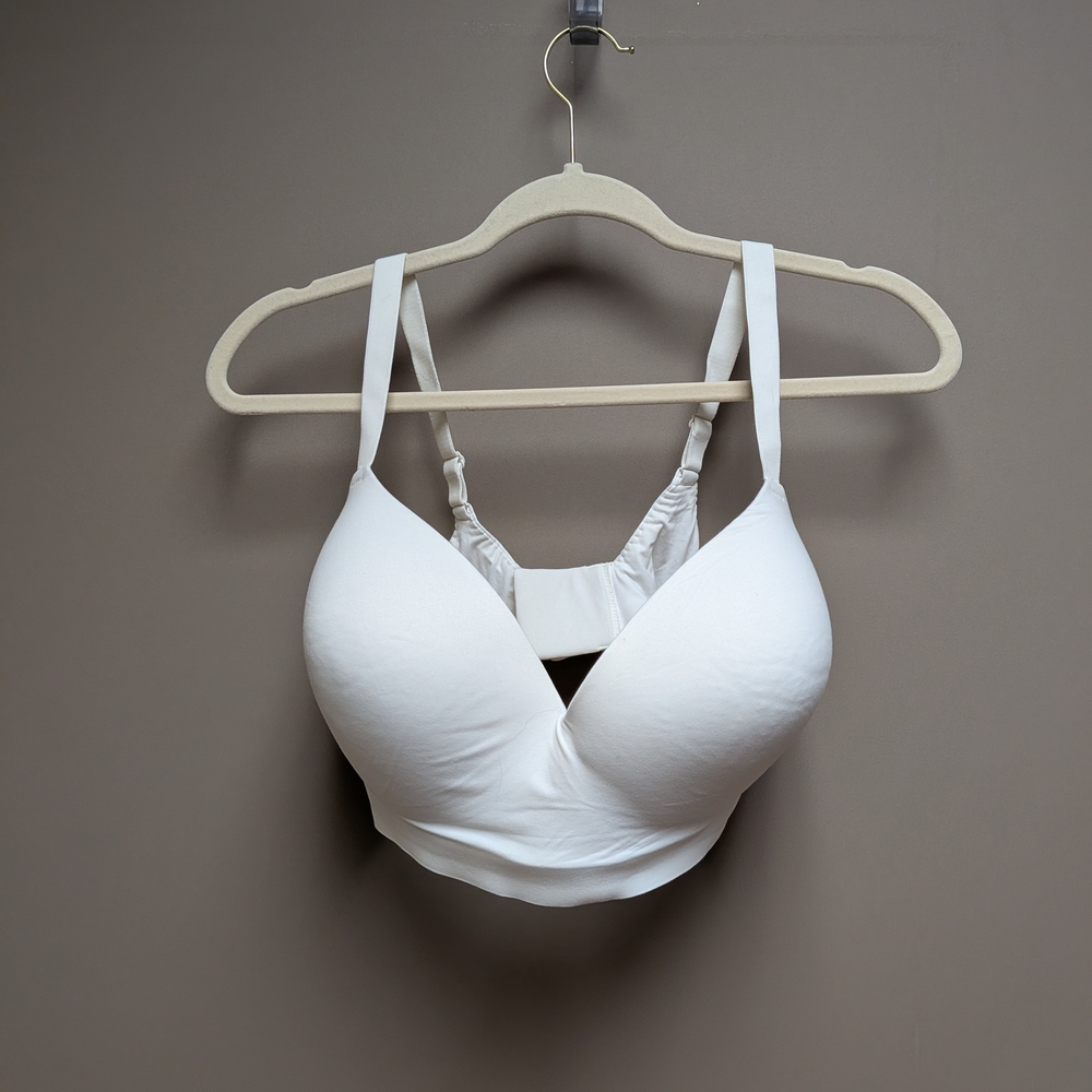 Soma Enbliss Wireless Bra- White- Size 40 DD